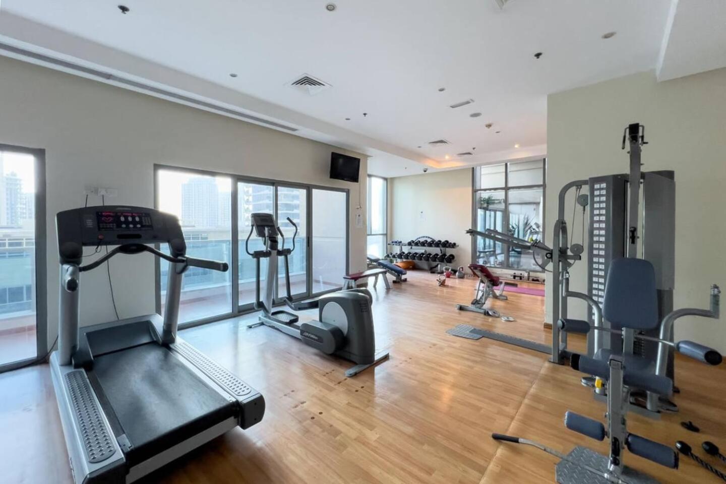 Luxury 1 Bedroom Marina View, Sleeps 5, 1 Min To Metro Appartement Dubai